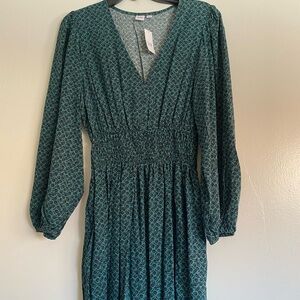 New Women’s Gap Green Floral Smocked V Neck Dress NWT